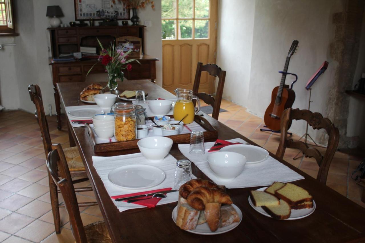 Manoir De La Ventiniere Bed and Breakfast Marchésieux Εξωτερικό φωτογραφία